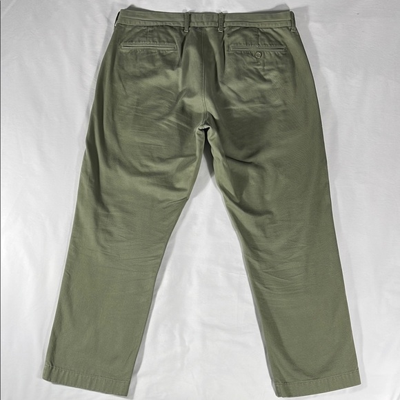 J. Crew mens olive green The Sutton fit flat front chino pants - size 37x28 - Picture 3 of 11